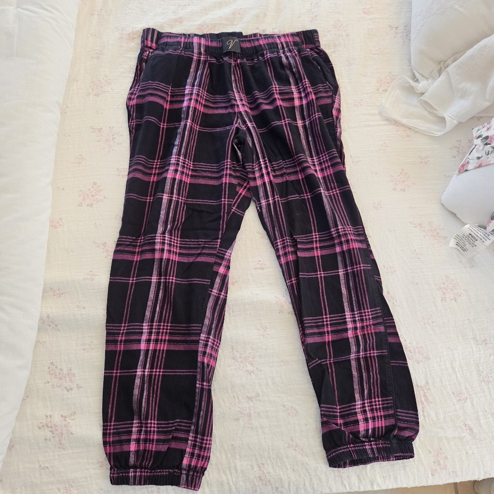 Victoria's Secret Pink and Black Plaid Pajama Pants Sleep Pants Medium